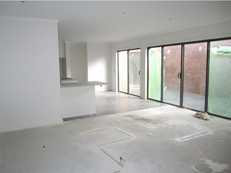 64 Steven Street, Dandenong VIC 3175