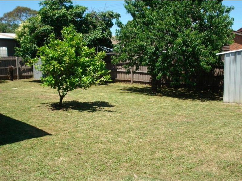 8 Pitman Court, Hampton Park VIC 3976