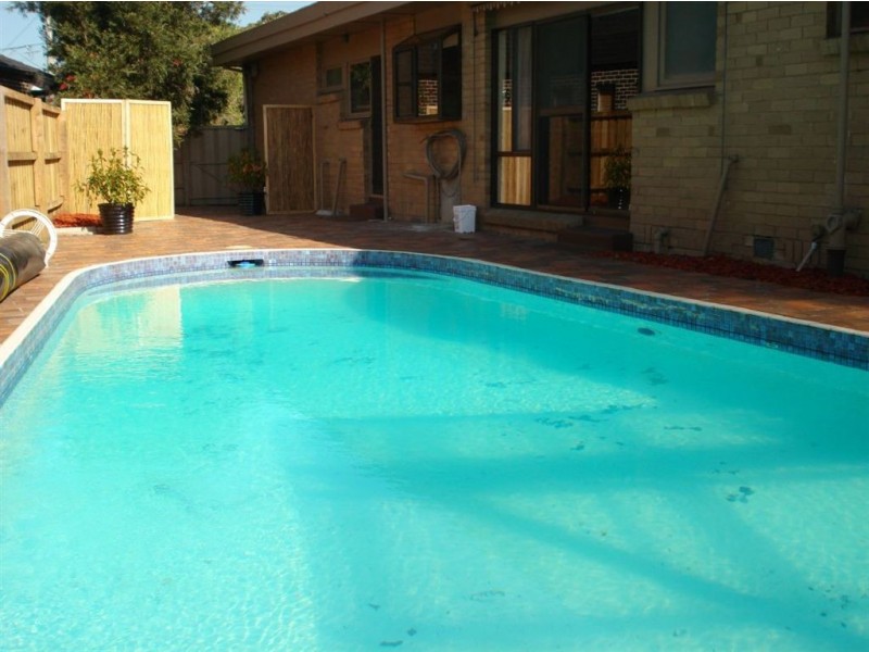 18 Warrawee Avenue, Noble Park VIC 3174