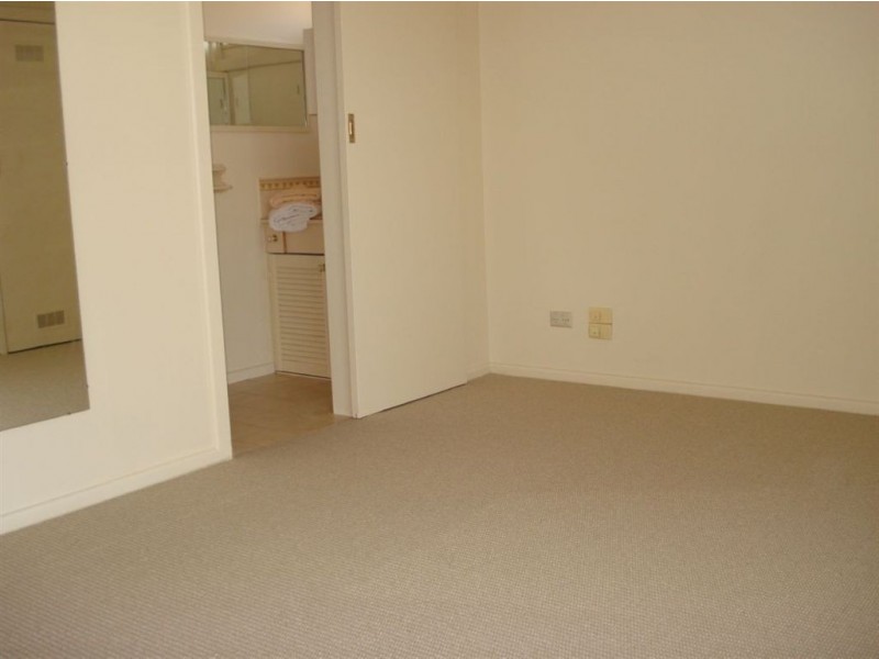 18 Warrawee Avenue, Noble Park VIC 3174