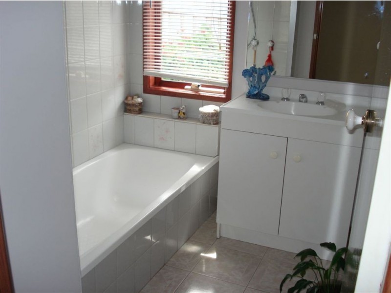 30 Keppel Drive, Hallam VIC 3803