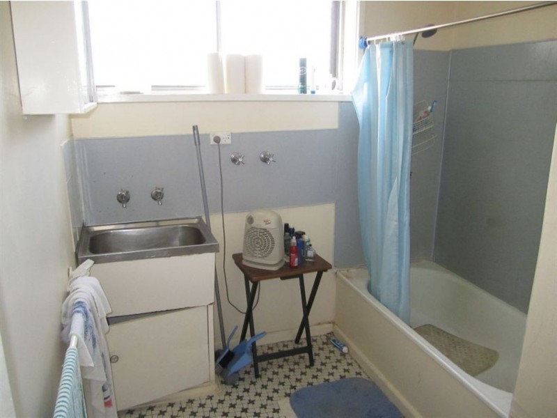 8/52 Potter Street, Dandenong VIC 3175