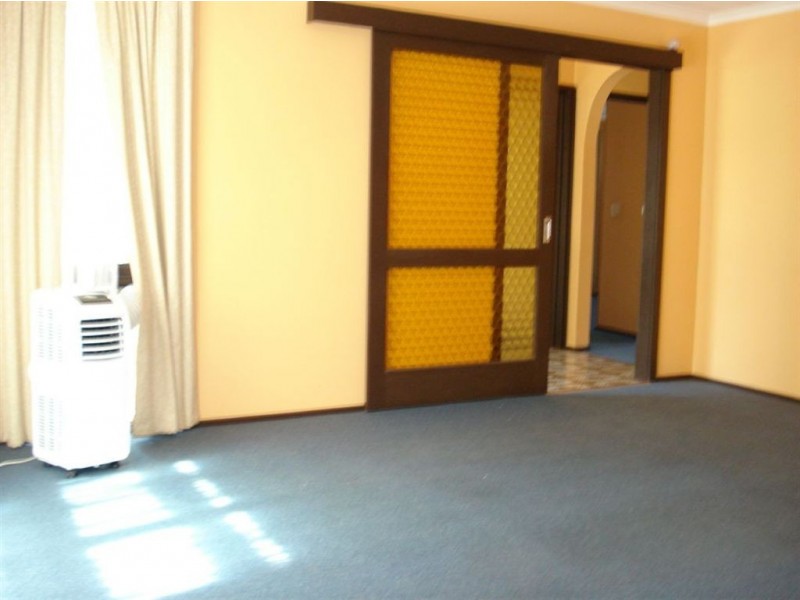 130 Princes Highway, Hallam VIC 3803