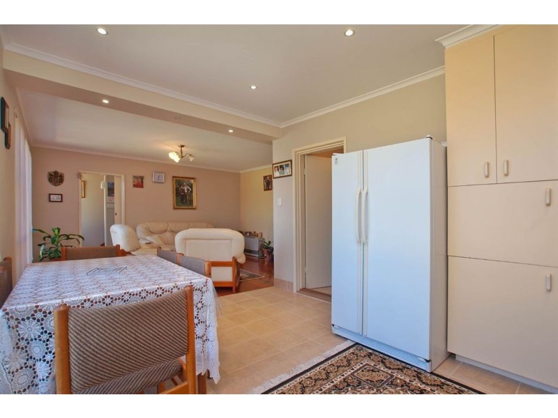 37 Rowan Drive, Doveton VIC 3177