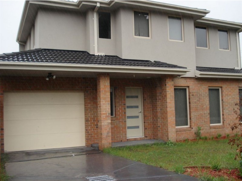 1/103 Clow, Dandenong VIC 3175