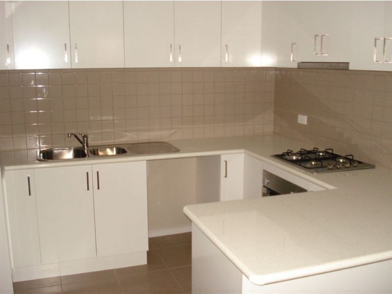 1/103 Clow, Dandenong VIC 3175