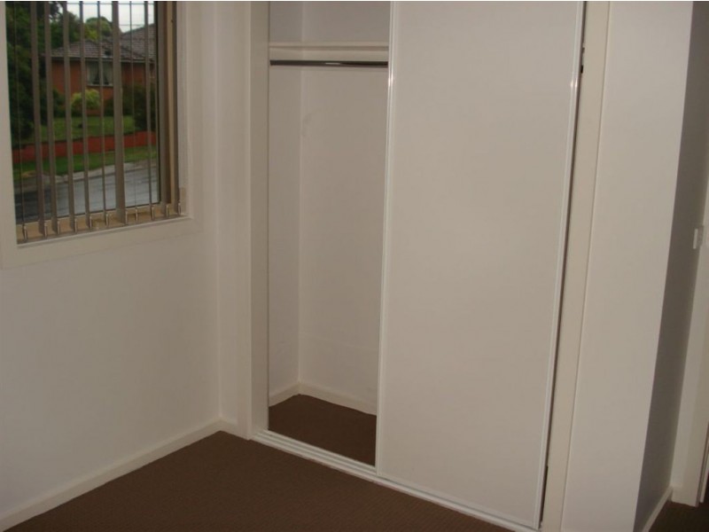 1/103 Clow, Dandenong VIC 3175