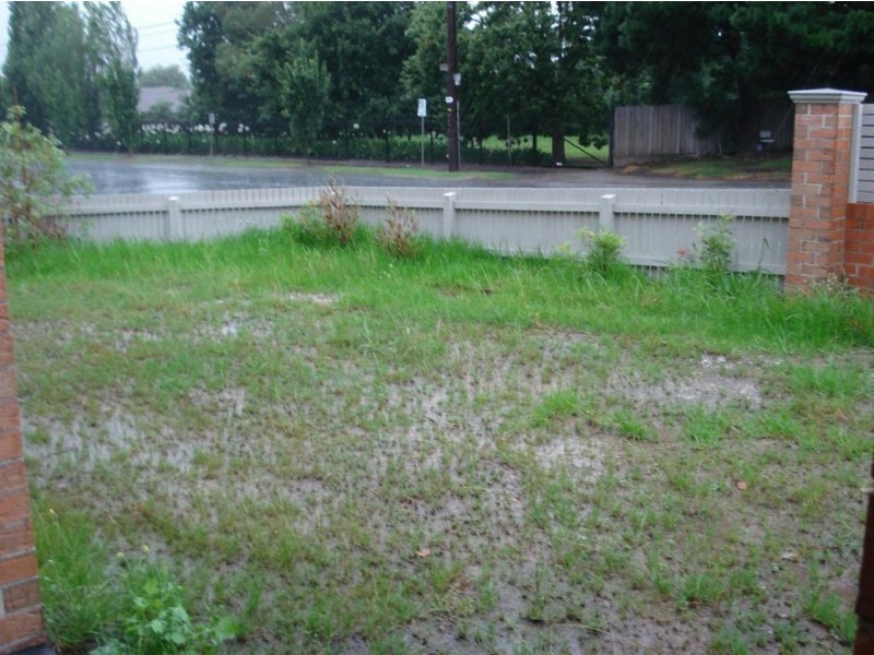 1/103 Clow, Dandenong VIC 3175