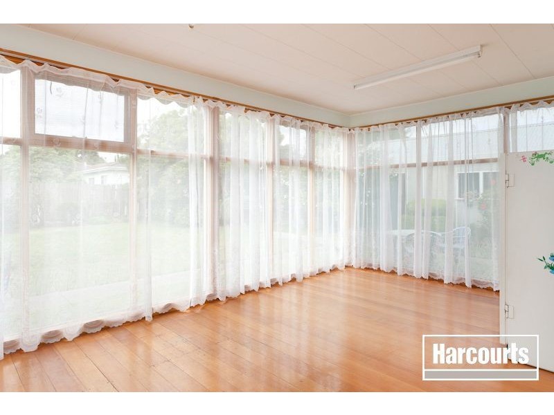 5 Wallace Avenue, Dandenong VIC 3175