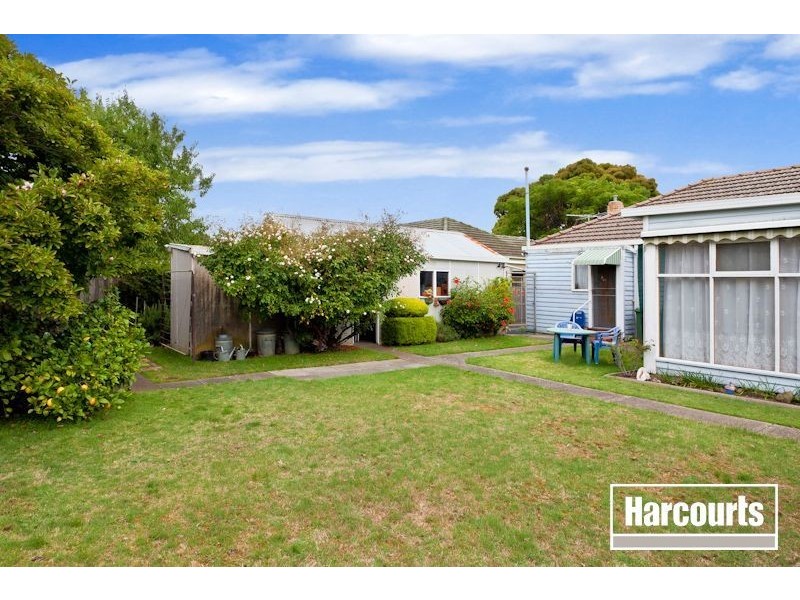 5 Wallace Avenue, Dandenong VIC 3175