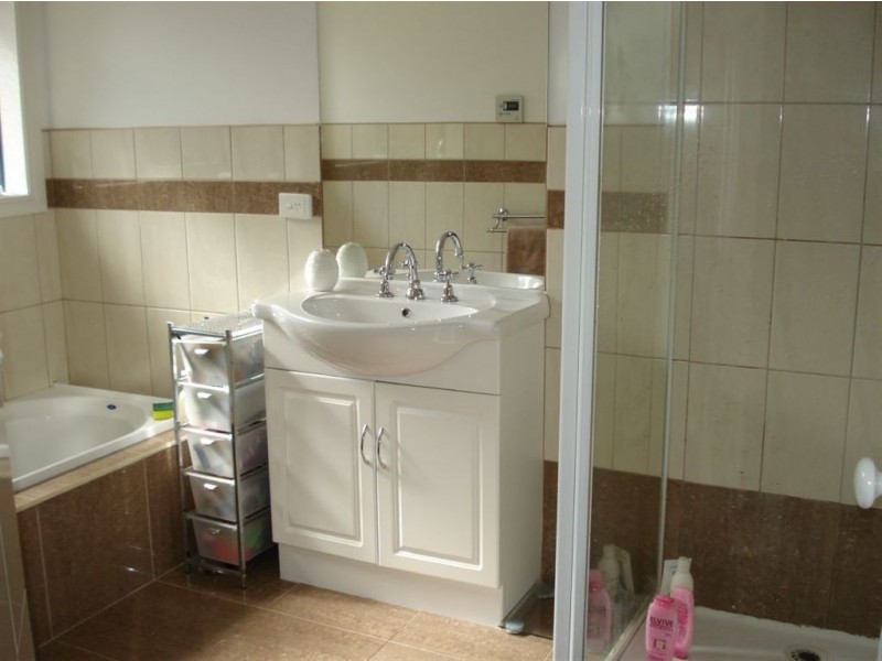 2/7 Alsace Street, Dandenong VIC 3175