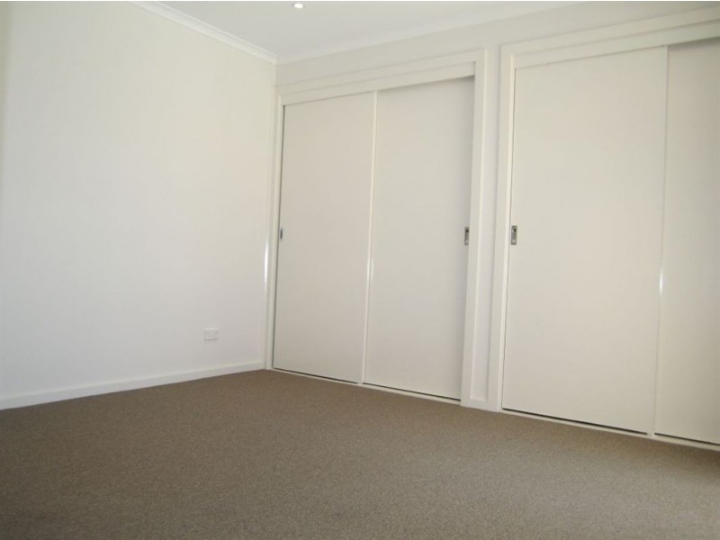 48 Steven Street, Dandenong VIC 3175