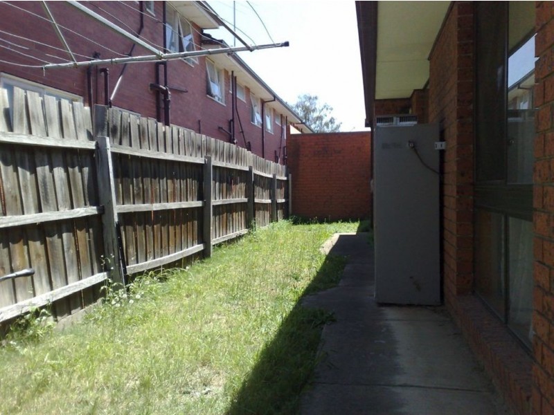 2/14 Stud Road, Dandenong VIC 3175