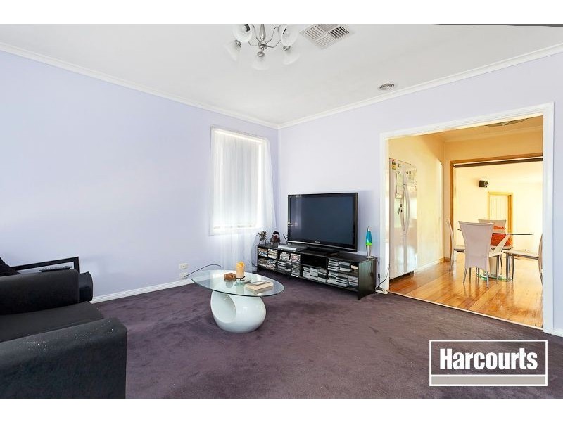 7 Camphor Court, Doveton VIC 3177