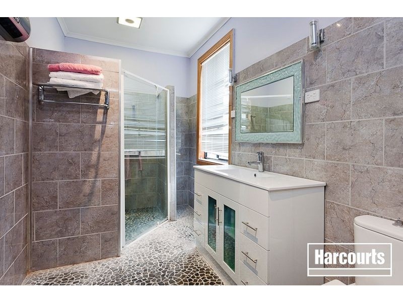 7 Camphor Court, Doveton VIC 3177