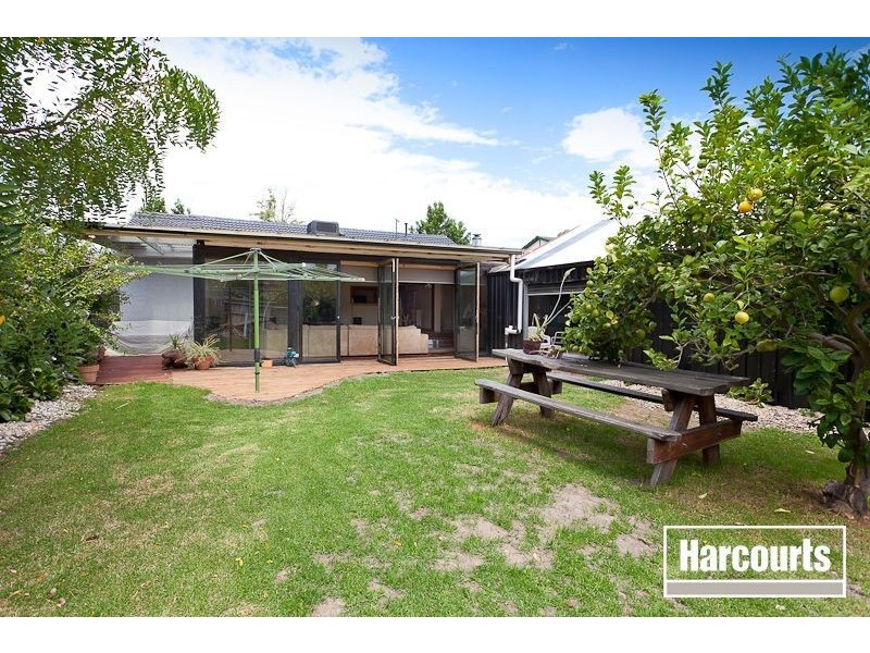 7 Camphor Court, Doveton VIC 3177