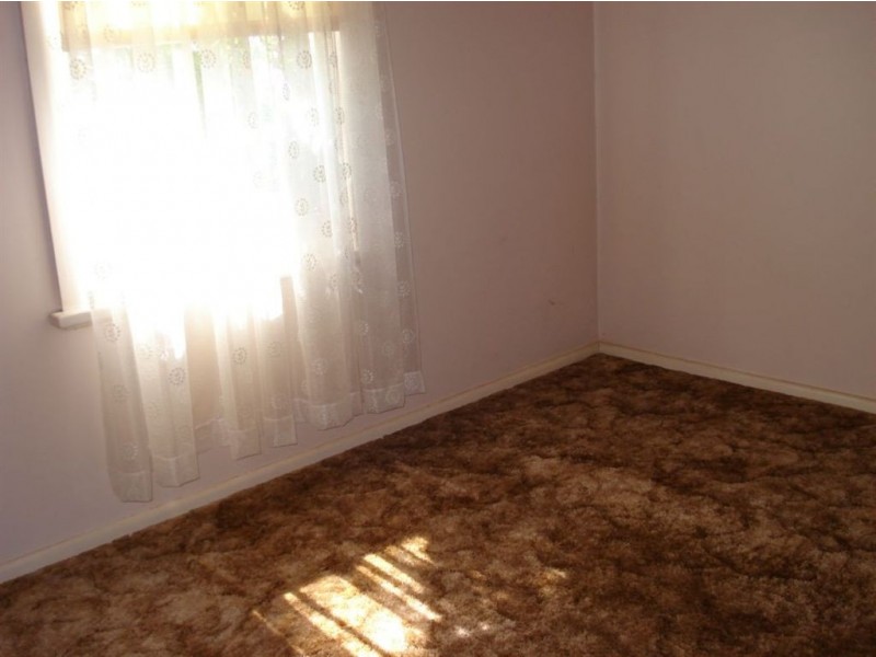 6 Janice Grove, Dandenong VIC 3175