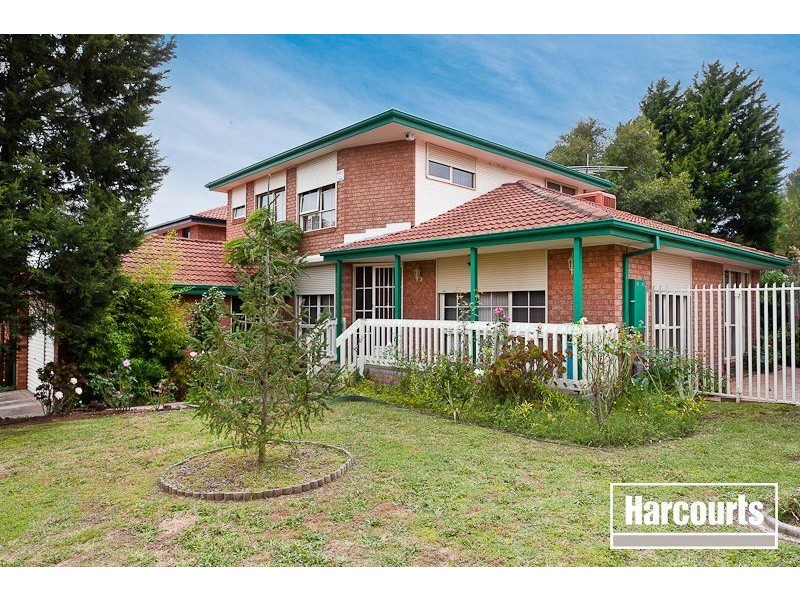 21 Huxley Crescent, Endeavour Hills VIC 3802