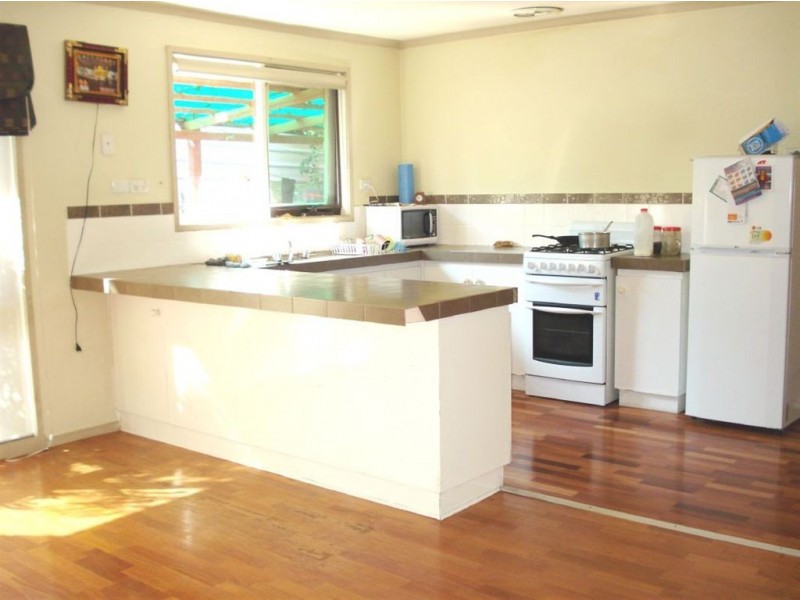 8 Pitman Court, Hampton Park VIC 3976