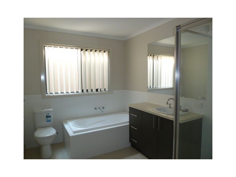 32 Steven Street, Dandenong VIC 3175