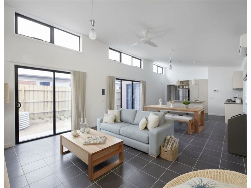 22 Keshava Grove, Dandenong VIC 3175