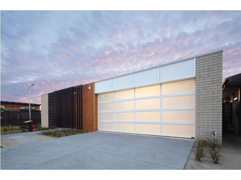 24 Keshava Grove, Dandenong VIC 3175