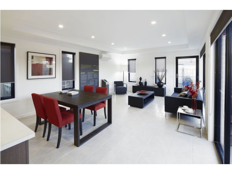 18 Keshava Grove, Dandenong VIC 3175