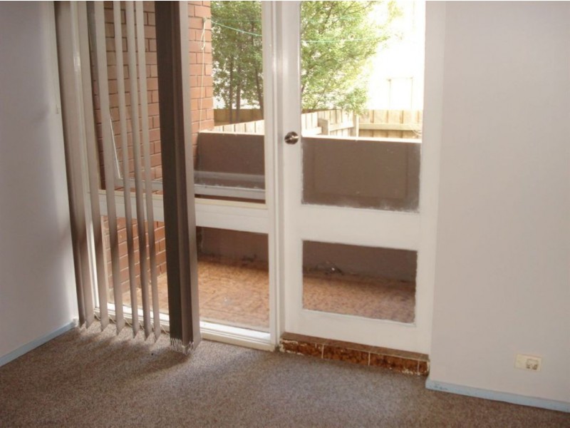 8/16 Close Avenue, Dandenong VIC 3175