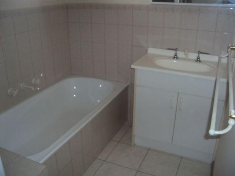 2/41 Halton Road,, Dandenong VIC 3175