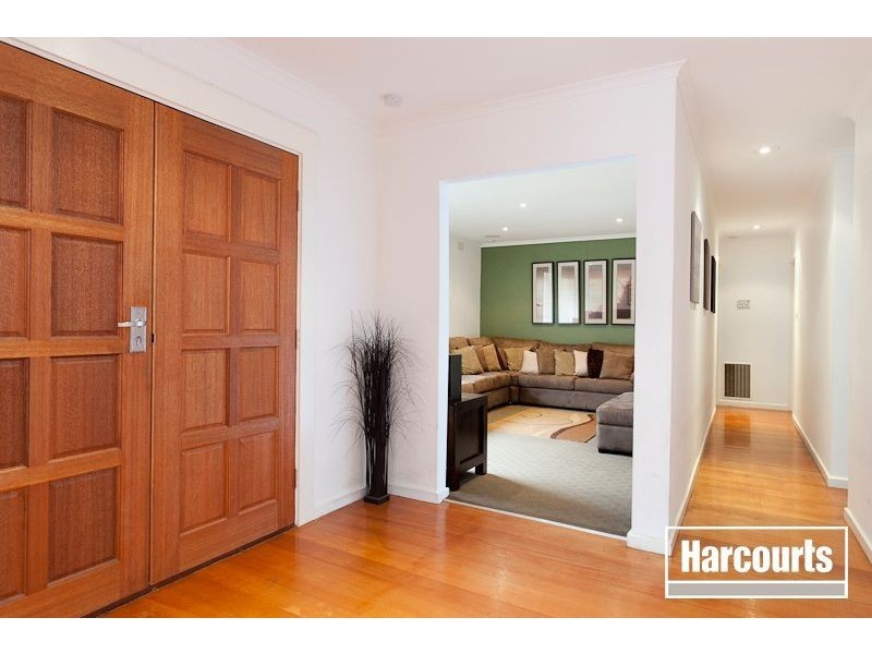 19 Lawrence Crescent, Noble Park North VIC 3174