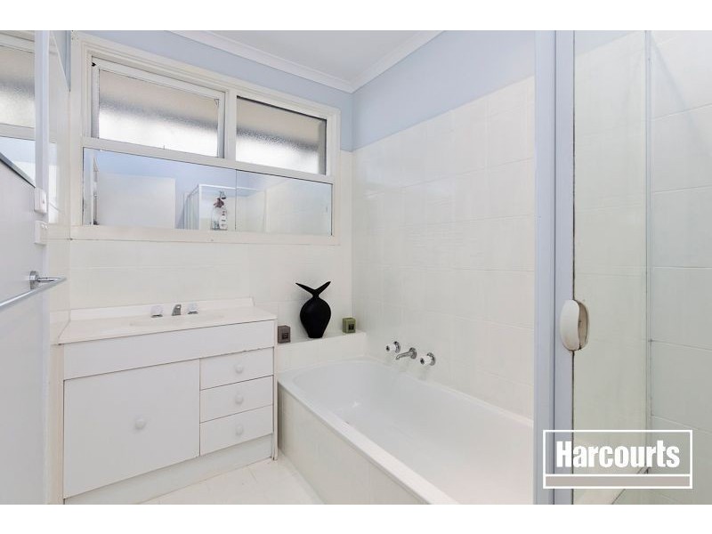 19 Lawrence Crescent, Noble Park North VIC 3174