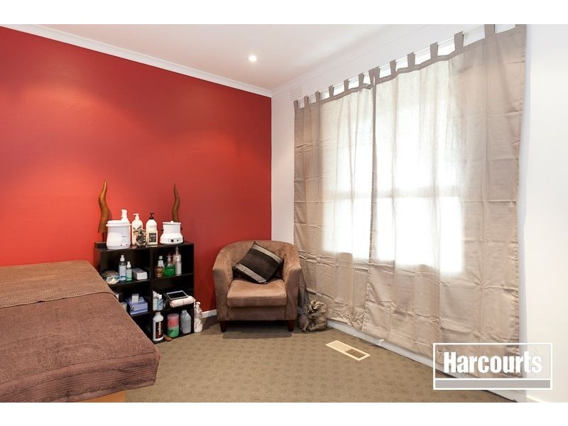 19 Lawrence Crescent, Noble Park North VIC 3174
