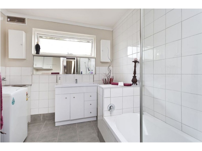 3/55 Clow Street, Dandenong VIC 3175