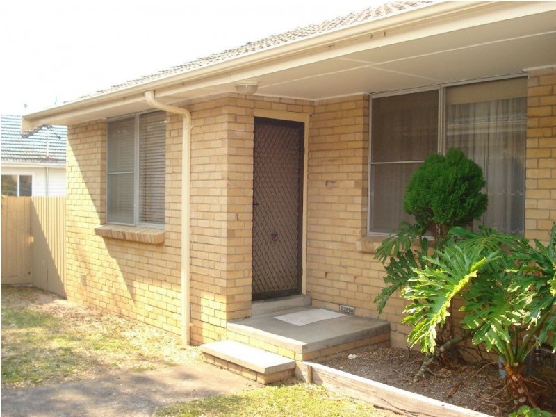 8/3-5 Edward Avenue, Dandenong VIC 3175