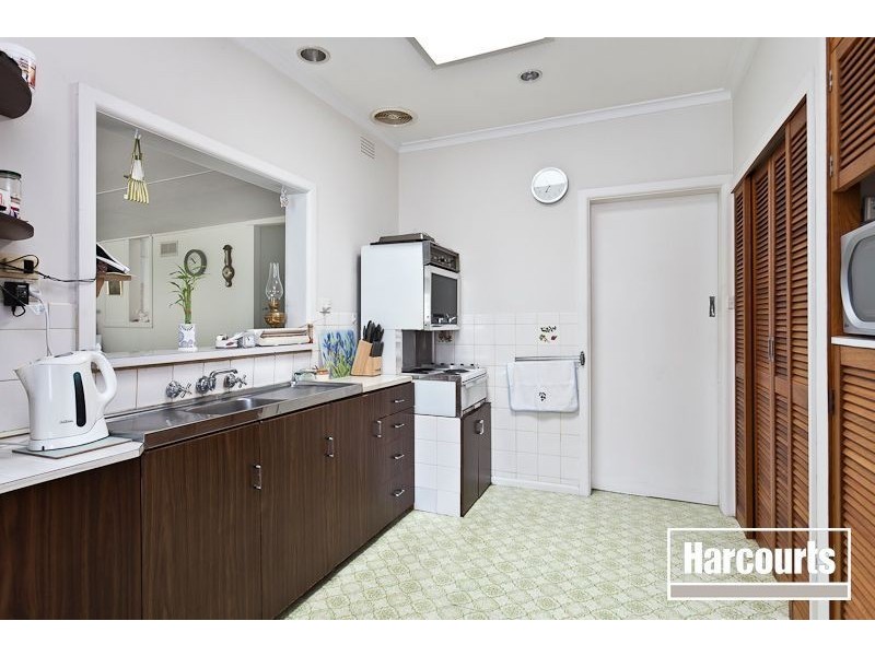 18 Suzanne Street, Dandenong VIC 3175