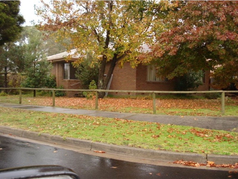 1 Wayside Court, Hampton Park VIC 3976