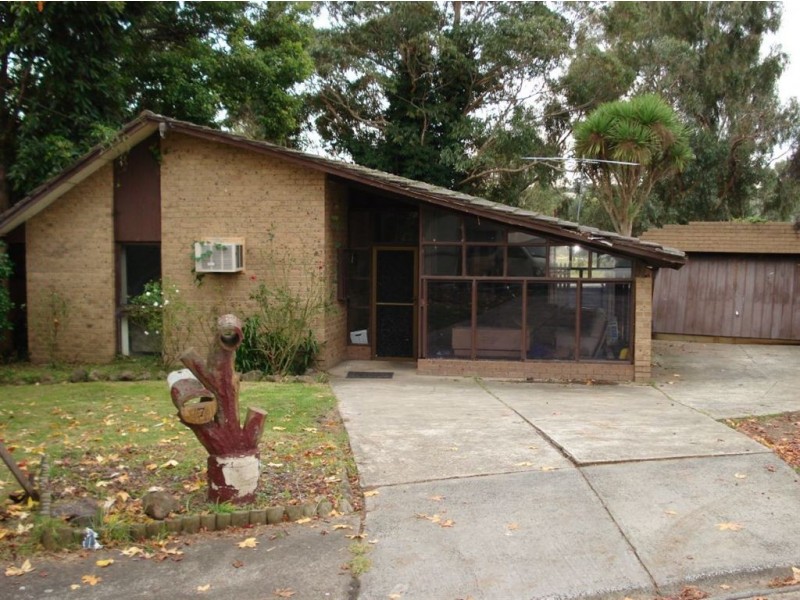 7 Brougham Close, Eumemmerring VIC 3177