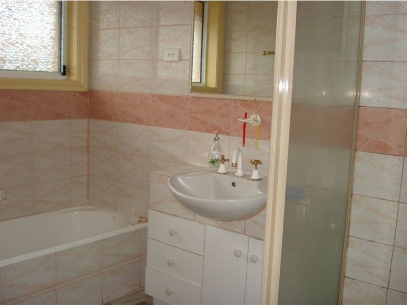 2 Berry Lane, Dandenong VIC 3175