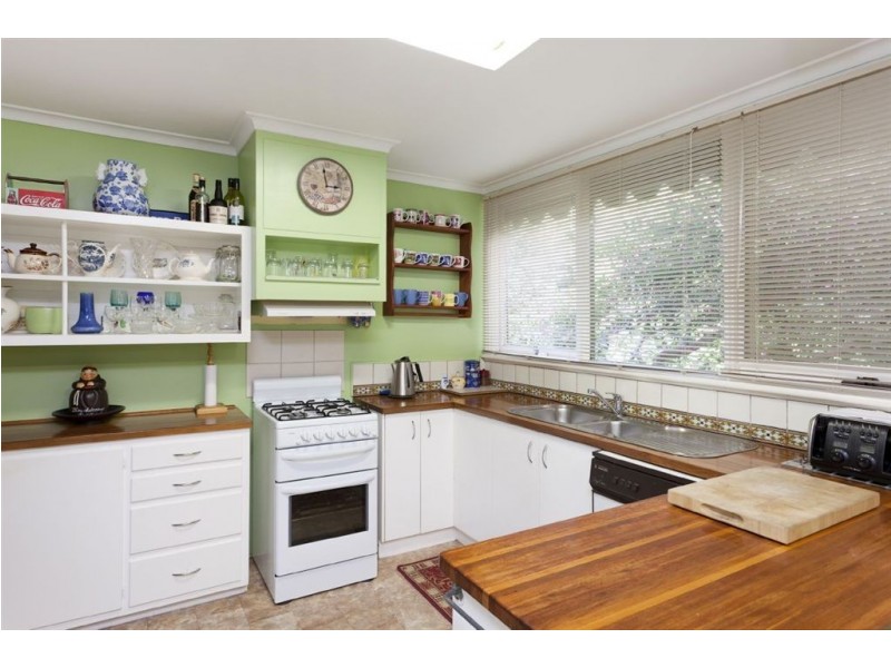 51 Alexander Avenue, Dandenong VIC 3175