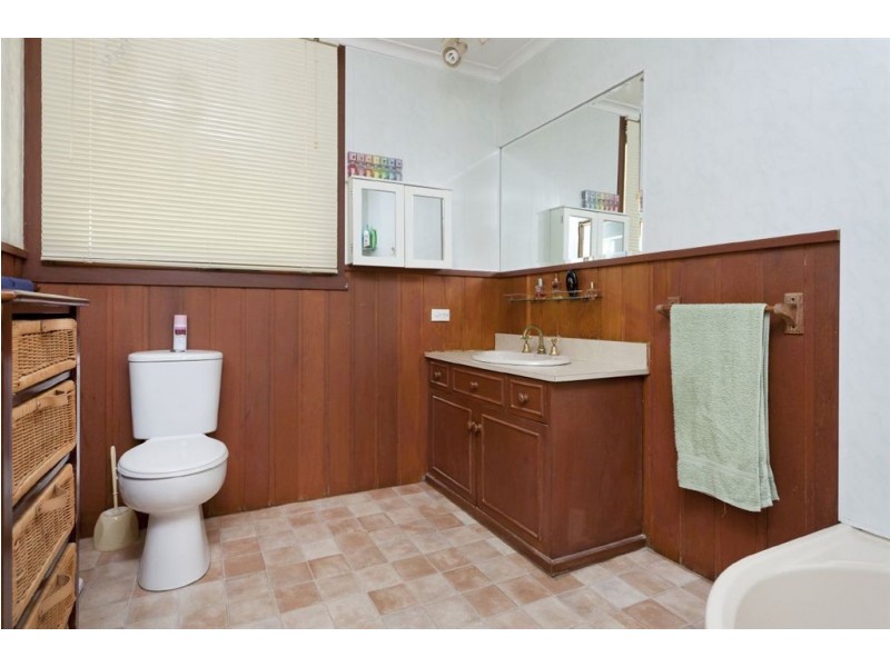 51 Alexander Avenue, Dandenong VIC 3175