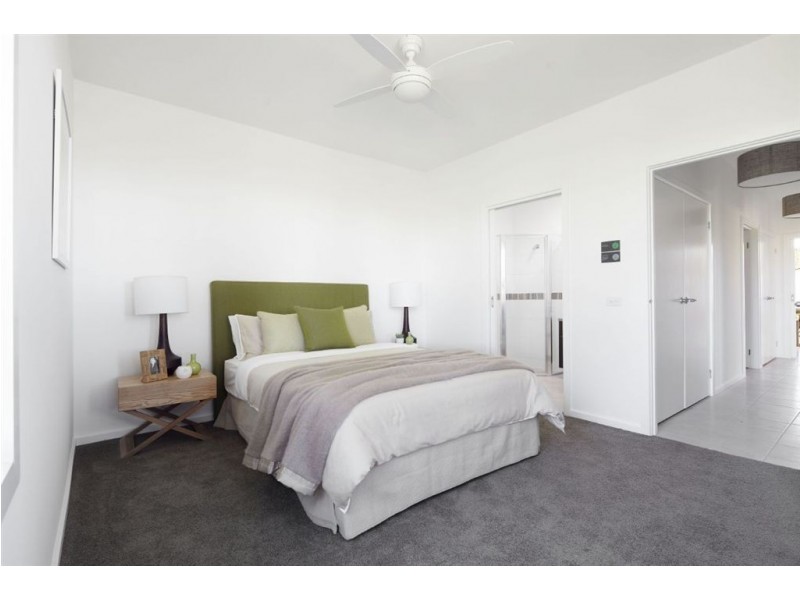 1 Landsby Lane, Dandenong VIC 3175