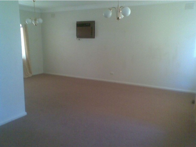 2 Percy St, Noble Park VIC 3174