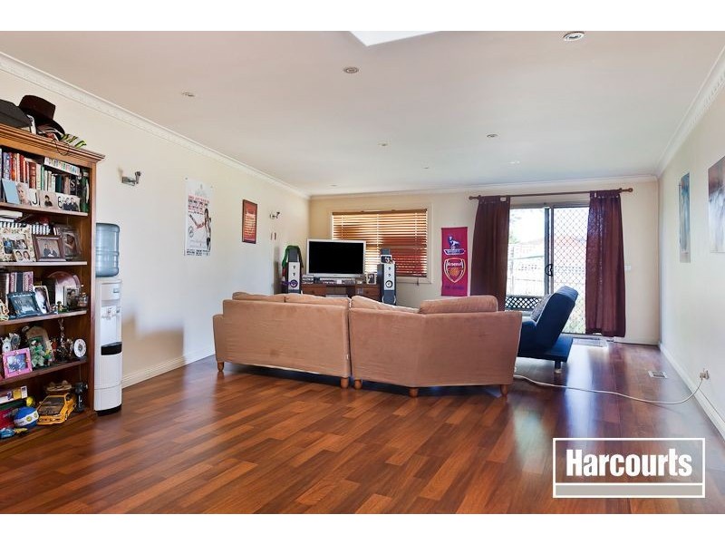 9 Robert Molyneux Avenue, Endeavour Hills VIC 3802