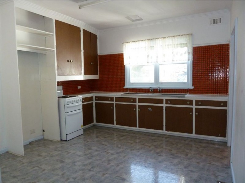 1 Bulong Street, Dandenong VIC 3175