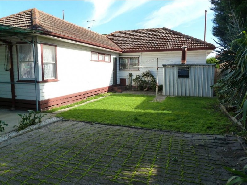 1 Bulong Street, Dandenong VIC 3175