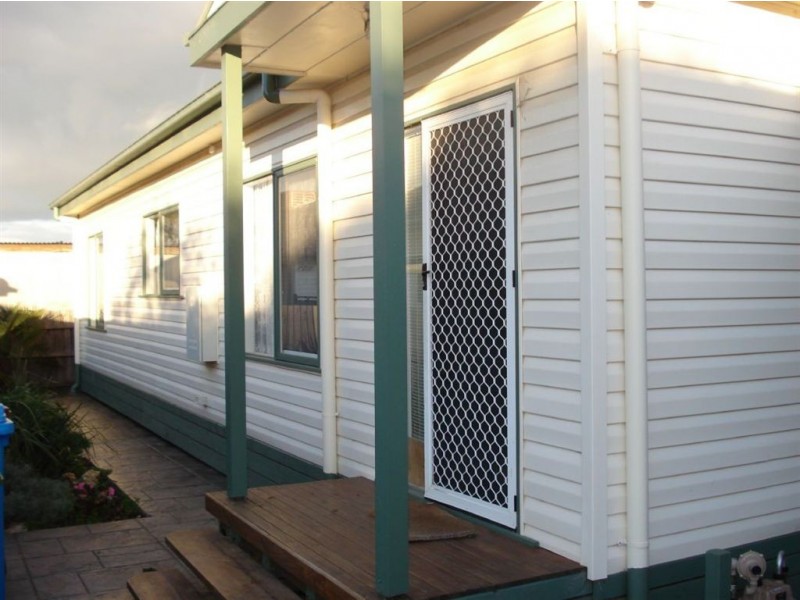 2 Bedwell Avenue, Dandenong VIC 3175