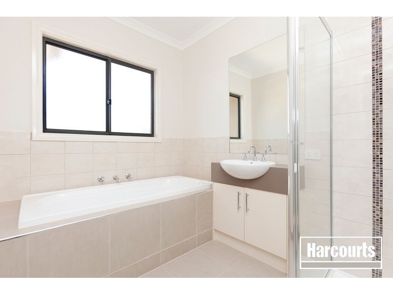 2/6 Adelaide Street, Dandenong VIC 3175