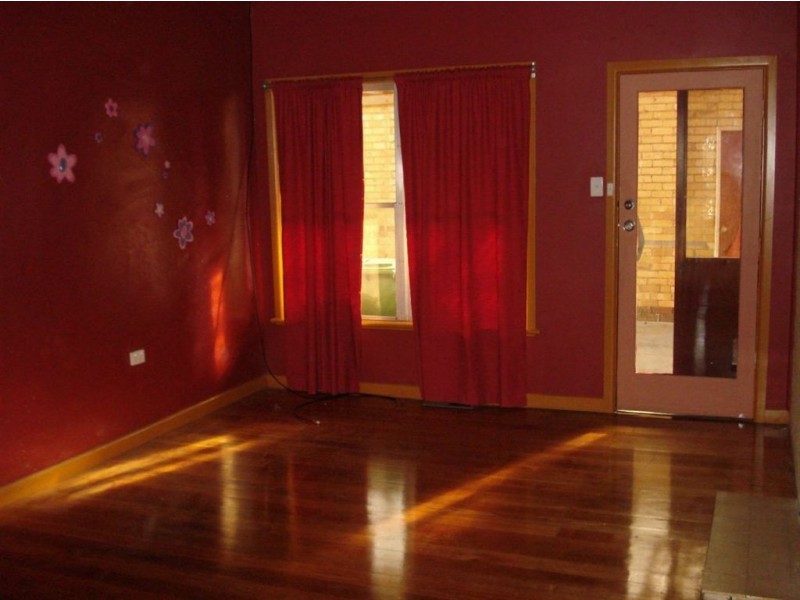 1 Aratula Street, Dandenong VIC 3175