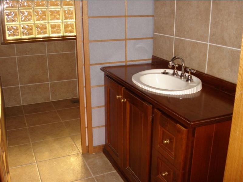 1 Aratula Street, Dandenong VIC 3175