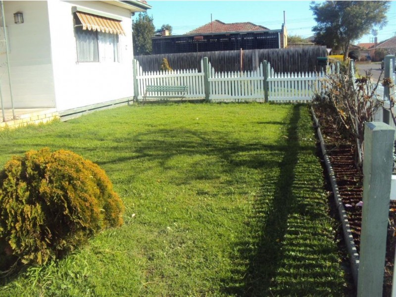 1/2 Bedwell Street, Dandenong VIC 3175